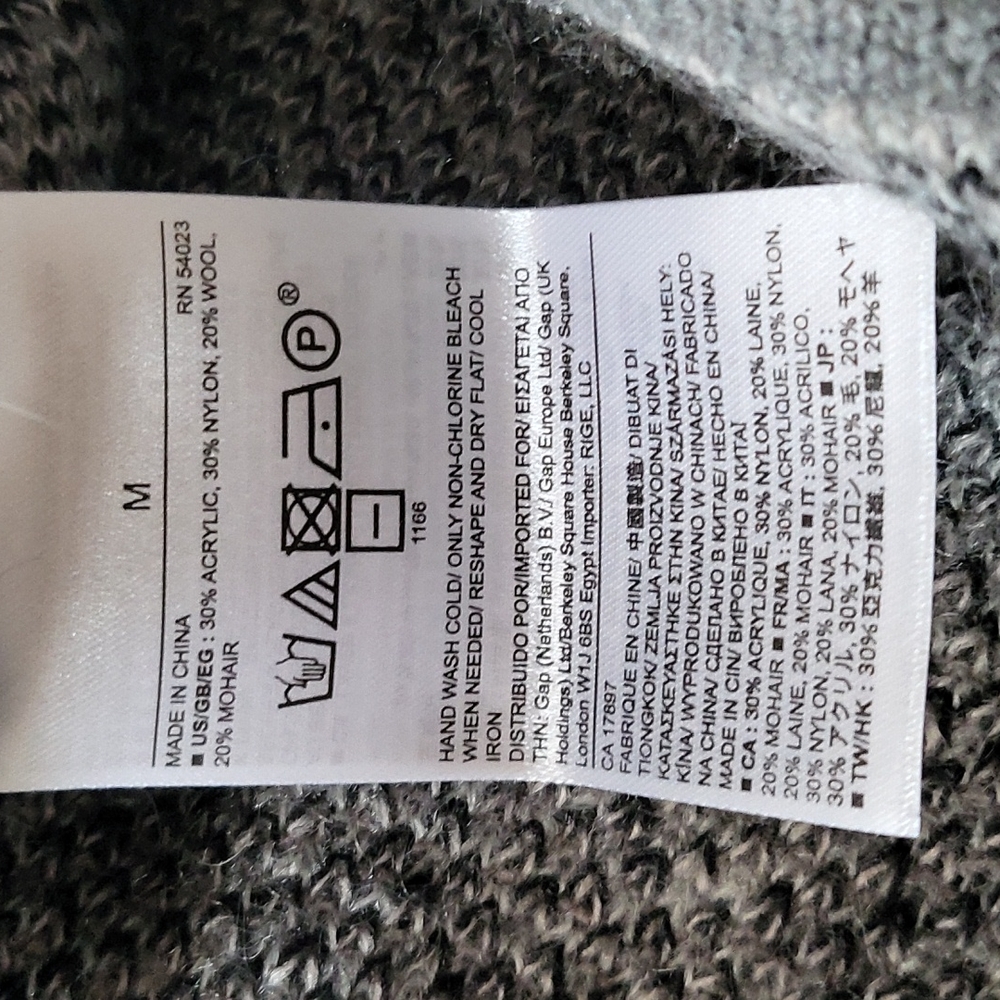 Banana Republic warm soft sweater - Picture 4 of 6